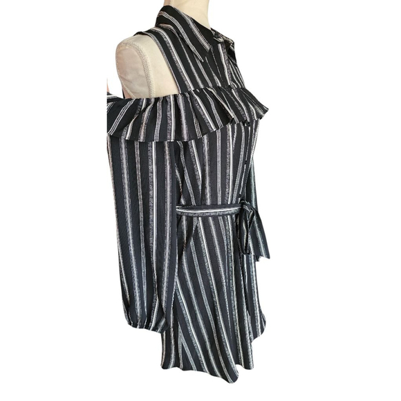 IZ Byer Black White Striped Cold Shoulder Ruffle Shirt Dress Belt M - Picture 3 of 11